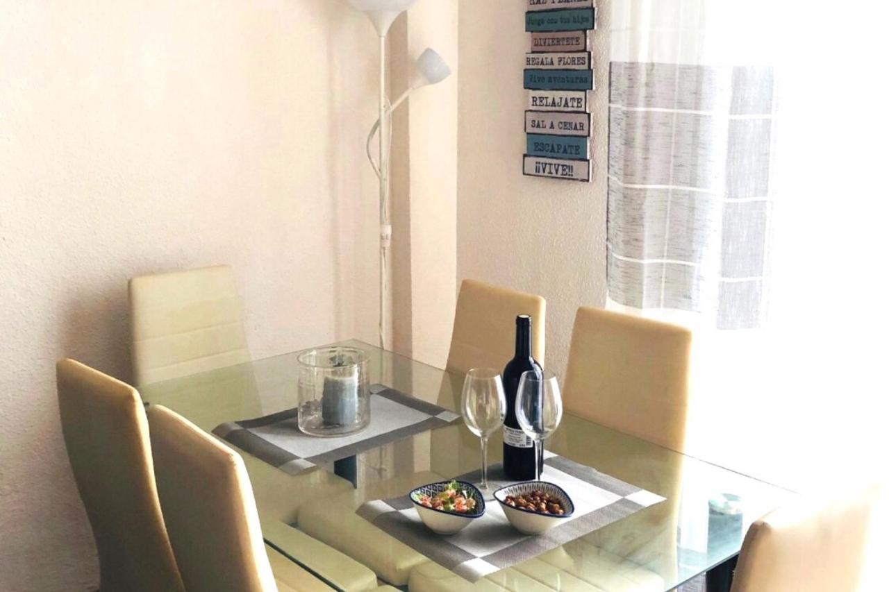 Apartment With Pool & Balcony Less Than 10Min Walk To La Mata Beach! 또레비에하 외부 사진