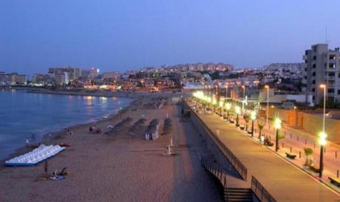 Apartment With Pool & Balcony Less Than 10Min Walk To La Mata Beach! 또레비에하 외부 사진